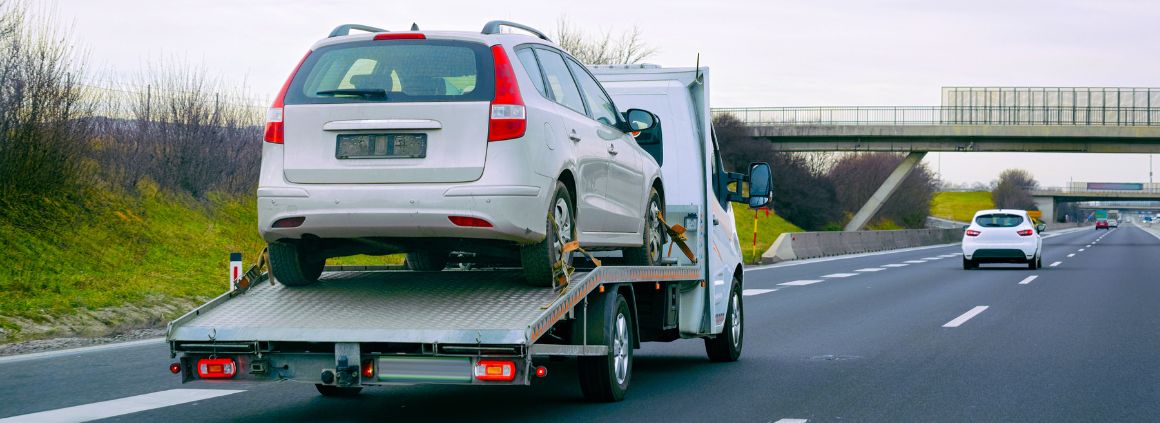 Why Milton Cash for Cars Is One of the Best Car Wreckers in Brisbane